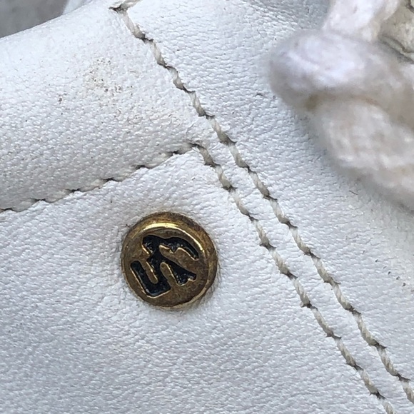 Easy Spirit  size 10 white leather walking shoes perfect for nursing school - Picture 2 of 5